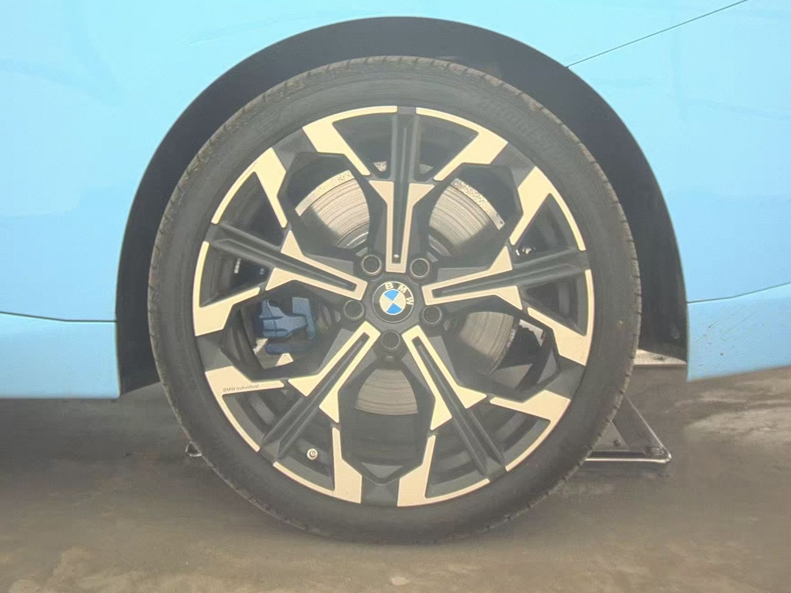 2025 BMW 2 Series M240i xDrive AWD