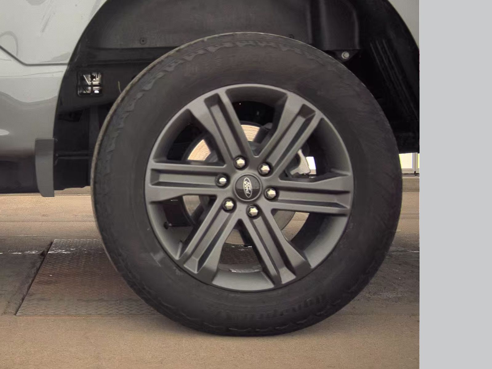 2023 Ford F-150 Hybrid XLT AWD