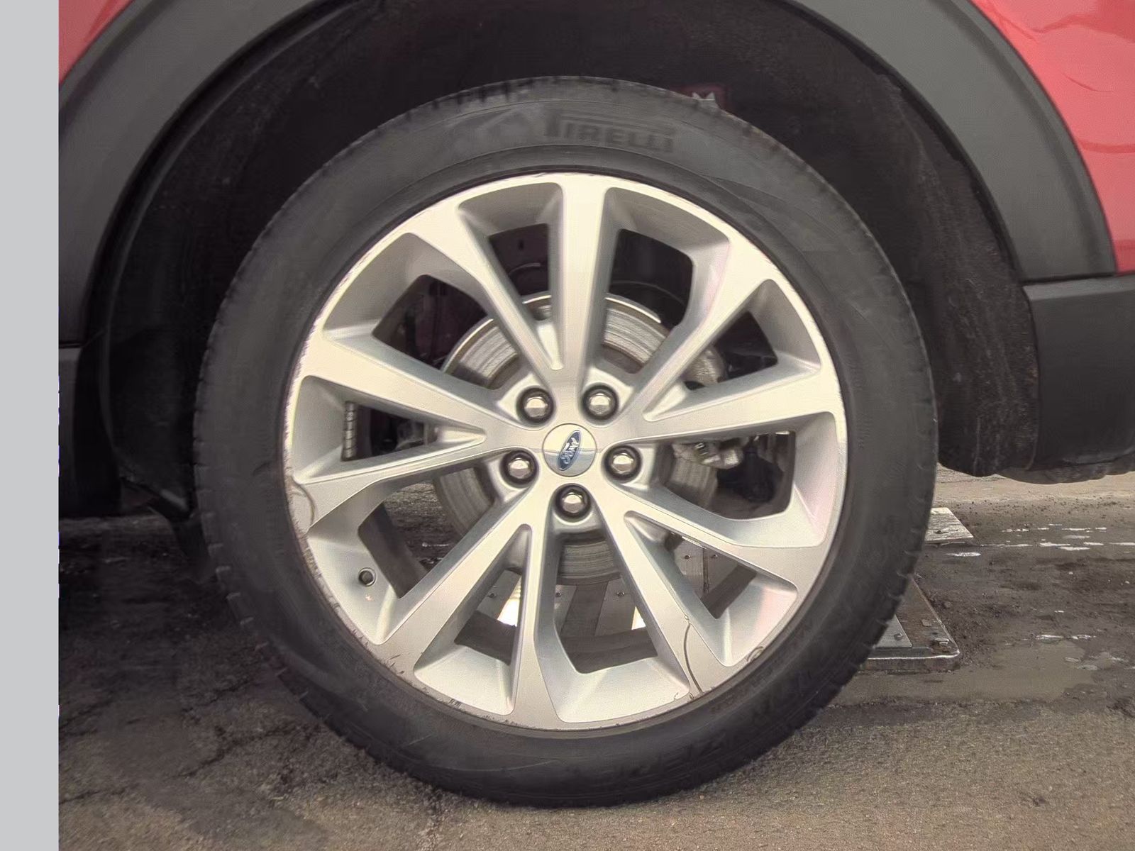 2023 Ford Explorer Platinum AWD