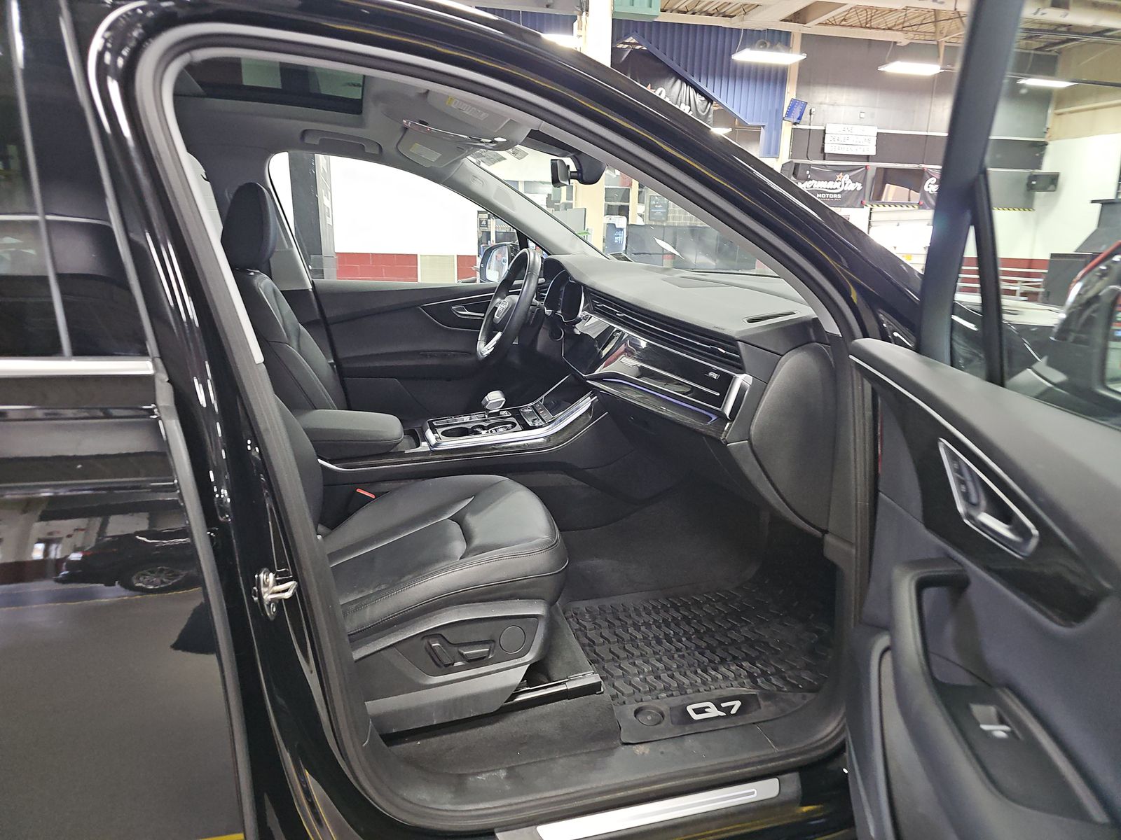 2022 Audi Q7 Premium Plus AWD