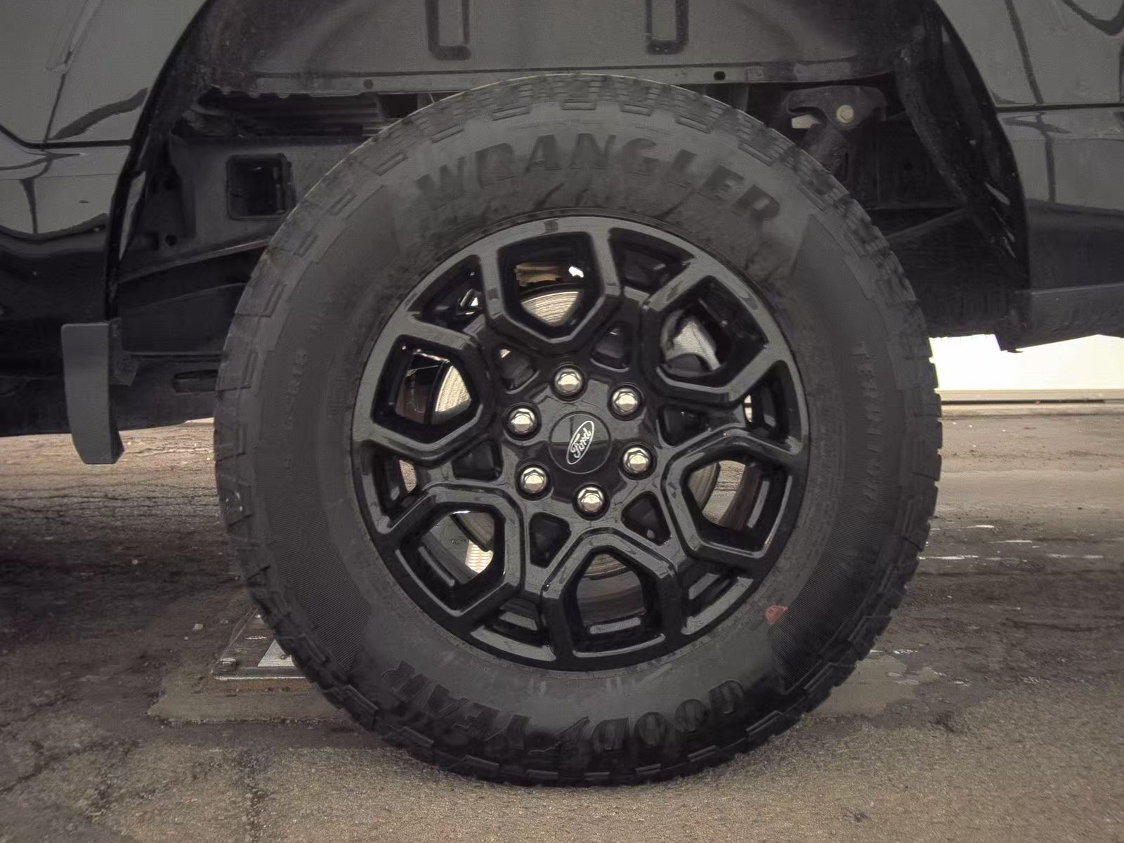 2025 Ford F-150 XLT AWD