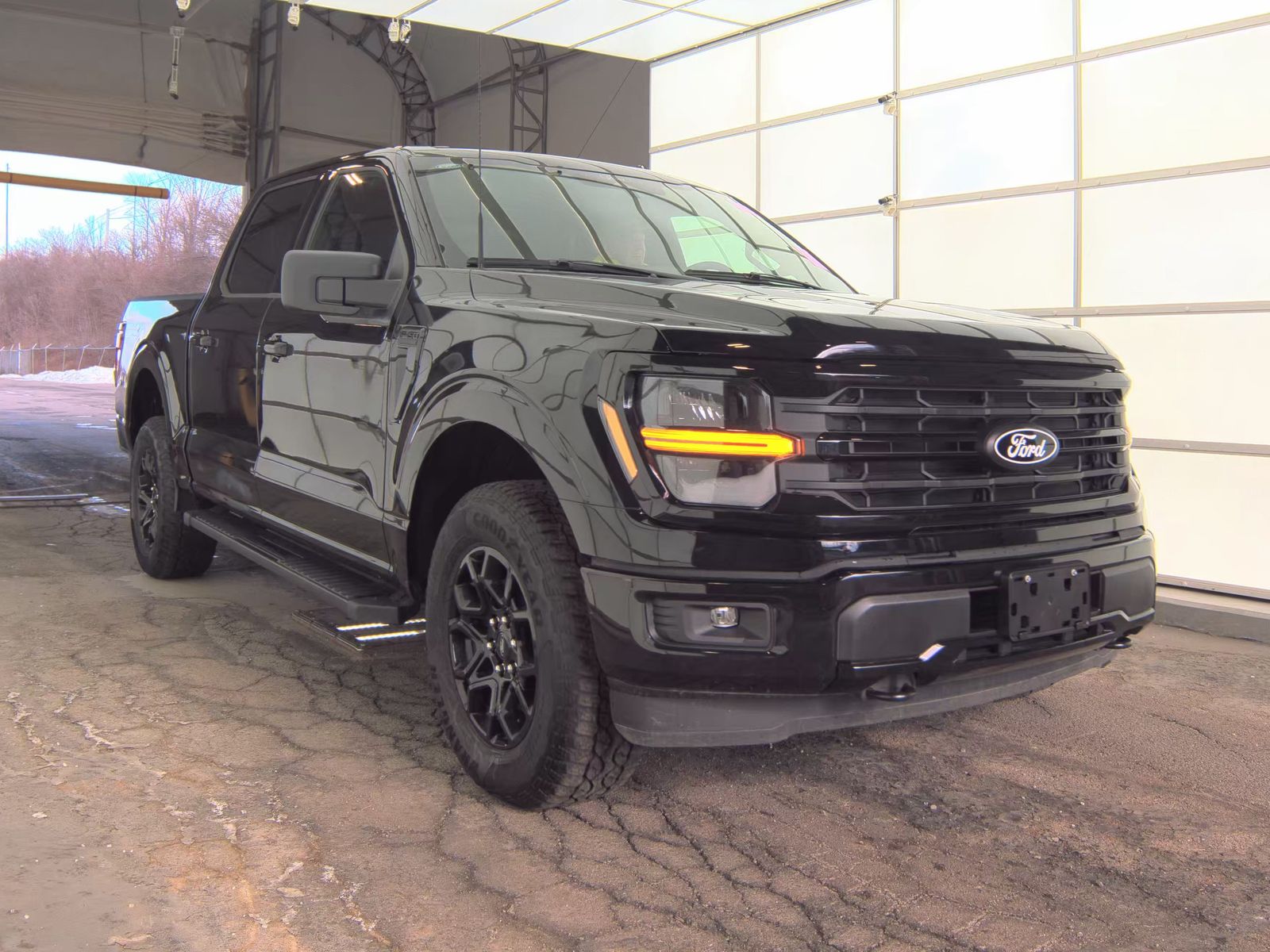 2025 Ford F-150 XLT AWD