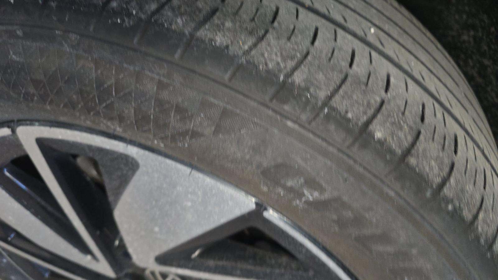 2024 Volkswagen Atlas 2.0T SE FWD