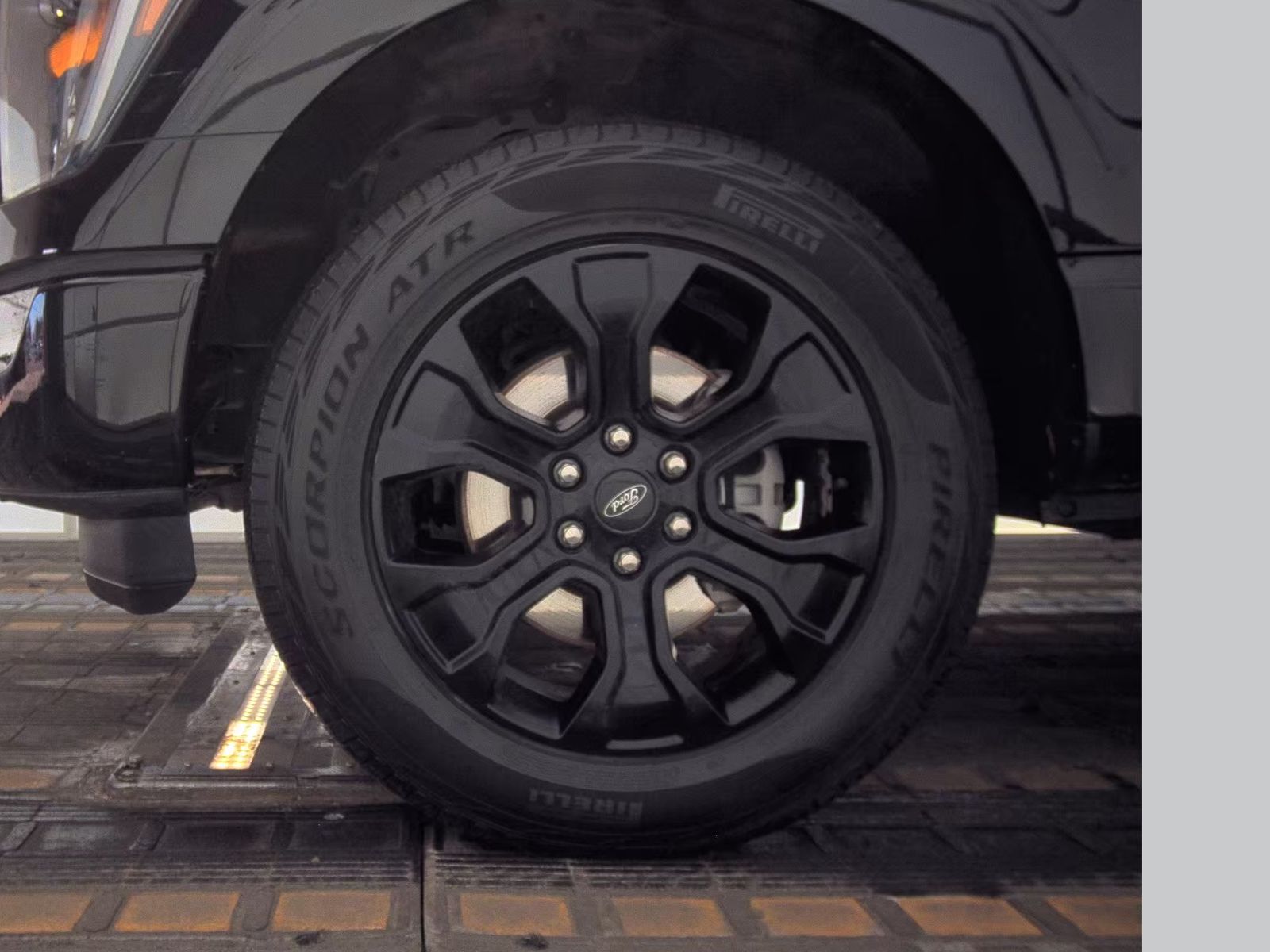 2023 Ford F-150 XLT AWD