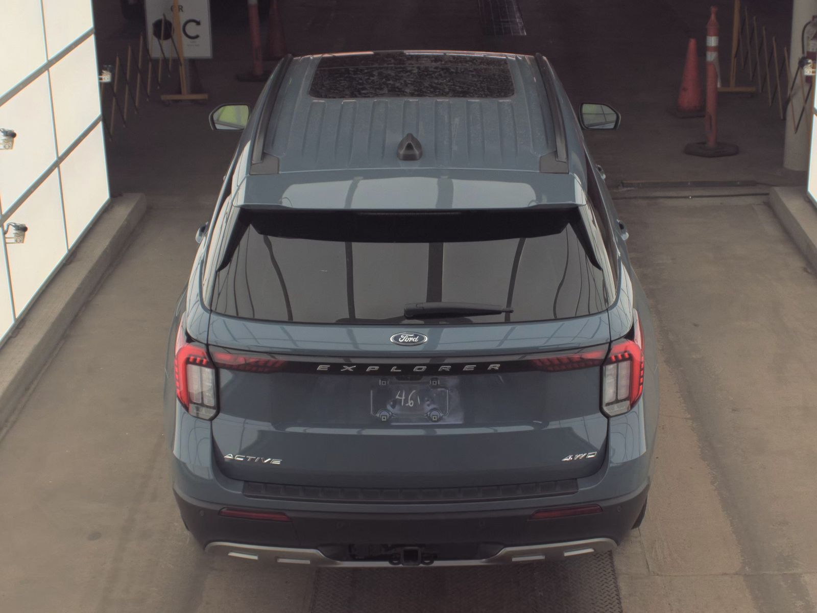 2025 Ford Explorer Active AWD