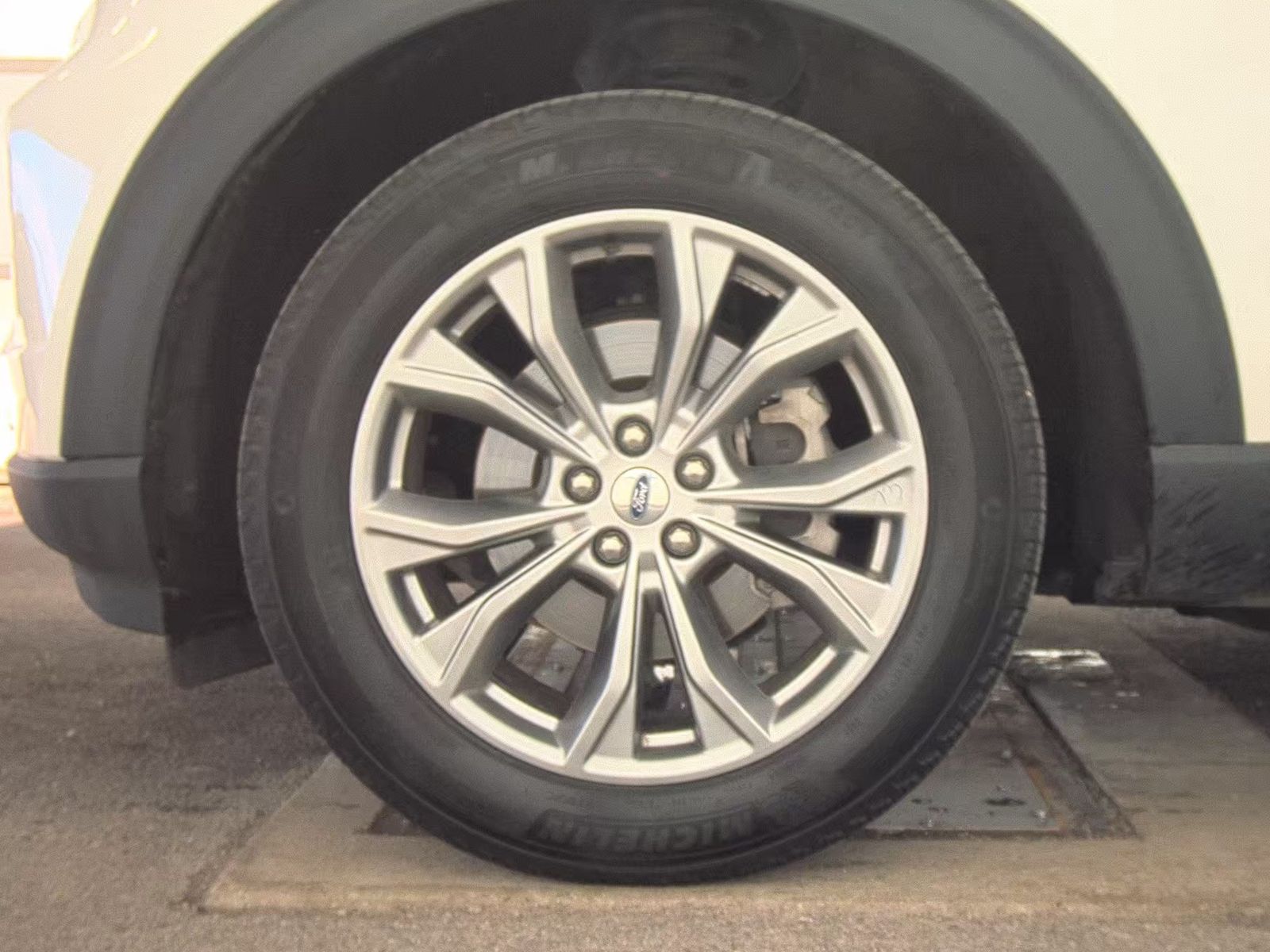 2023 Ford Explorer Limited AWD