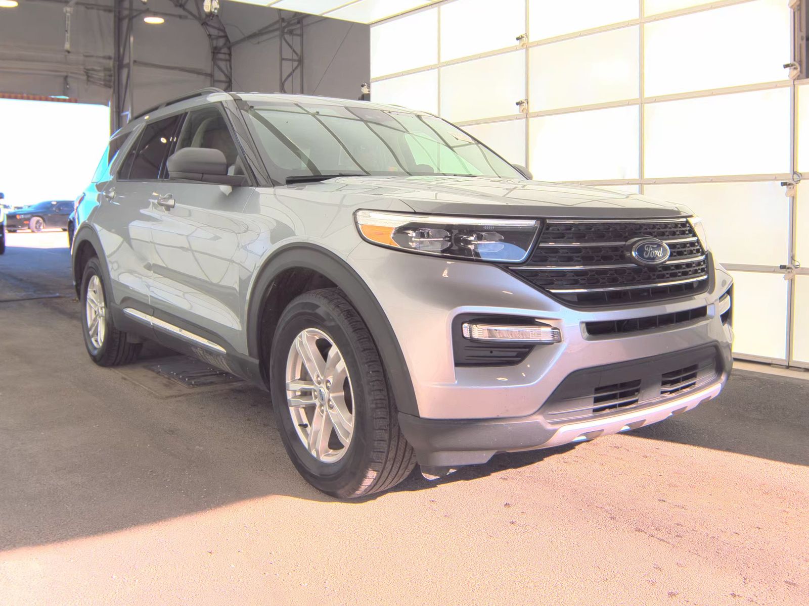 2023 Ford Explorer XLT AWD