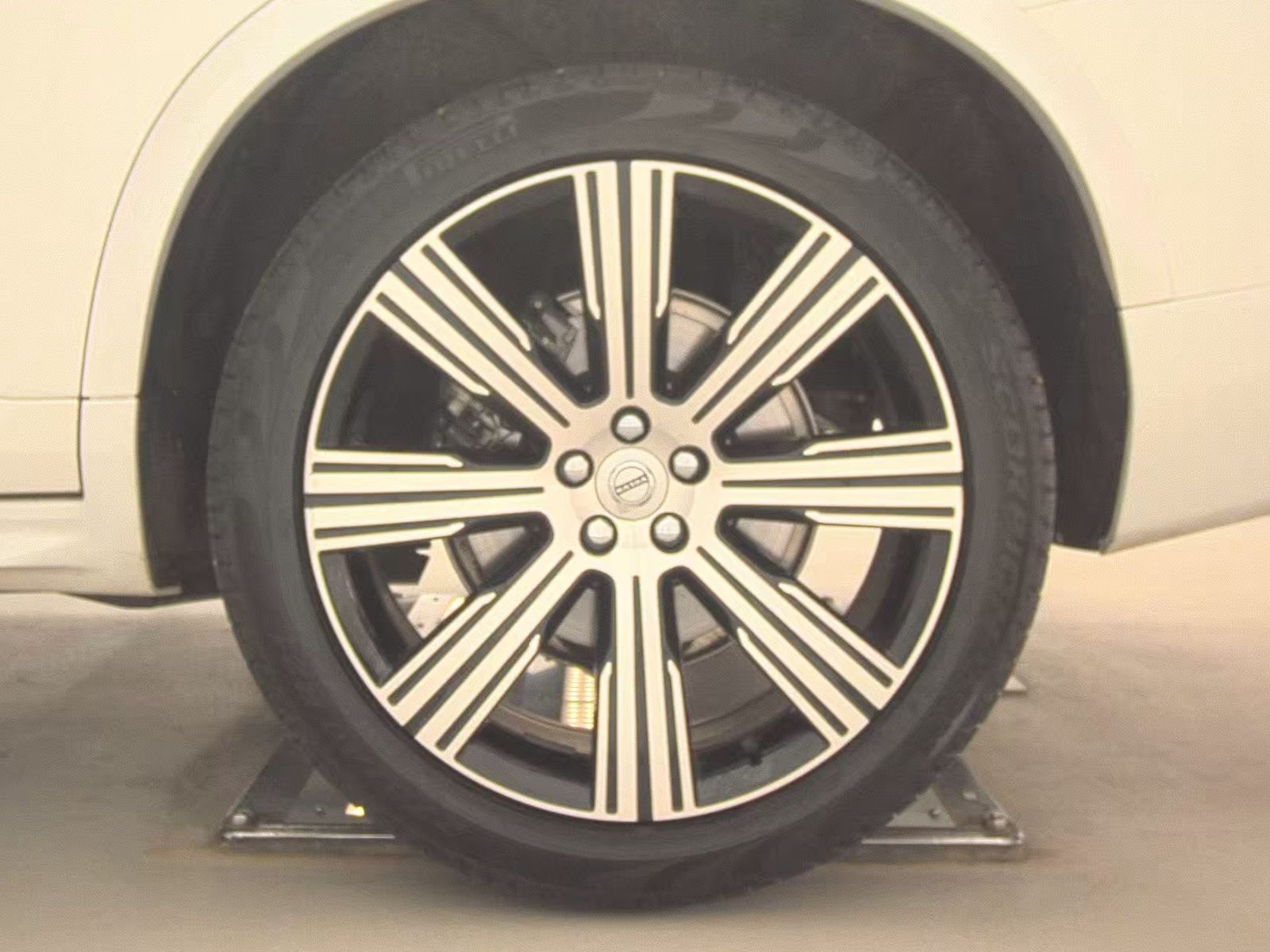 2022 Volvo XC90 T6 Inscription AWD