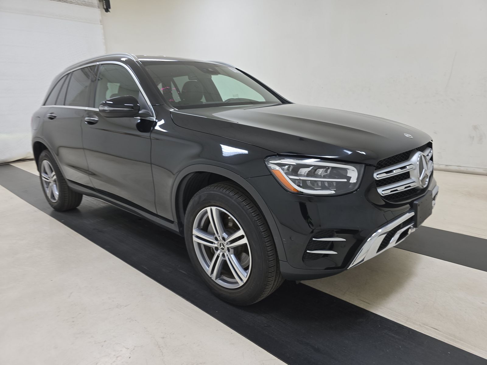 2022 Mercedes-Benz GLC GLC 300 RWD