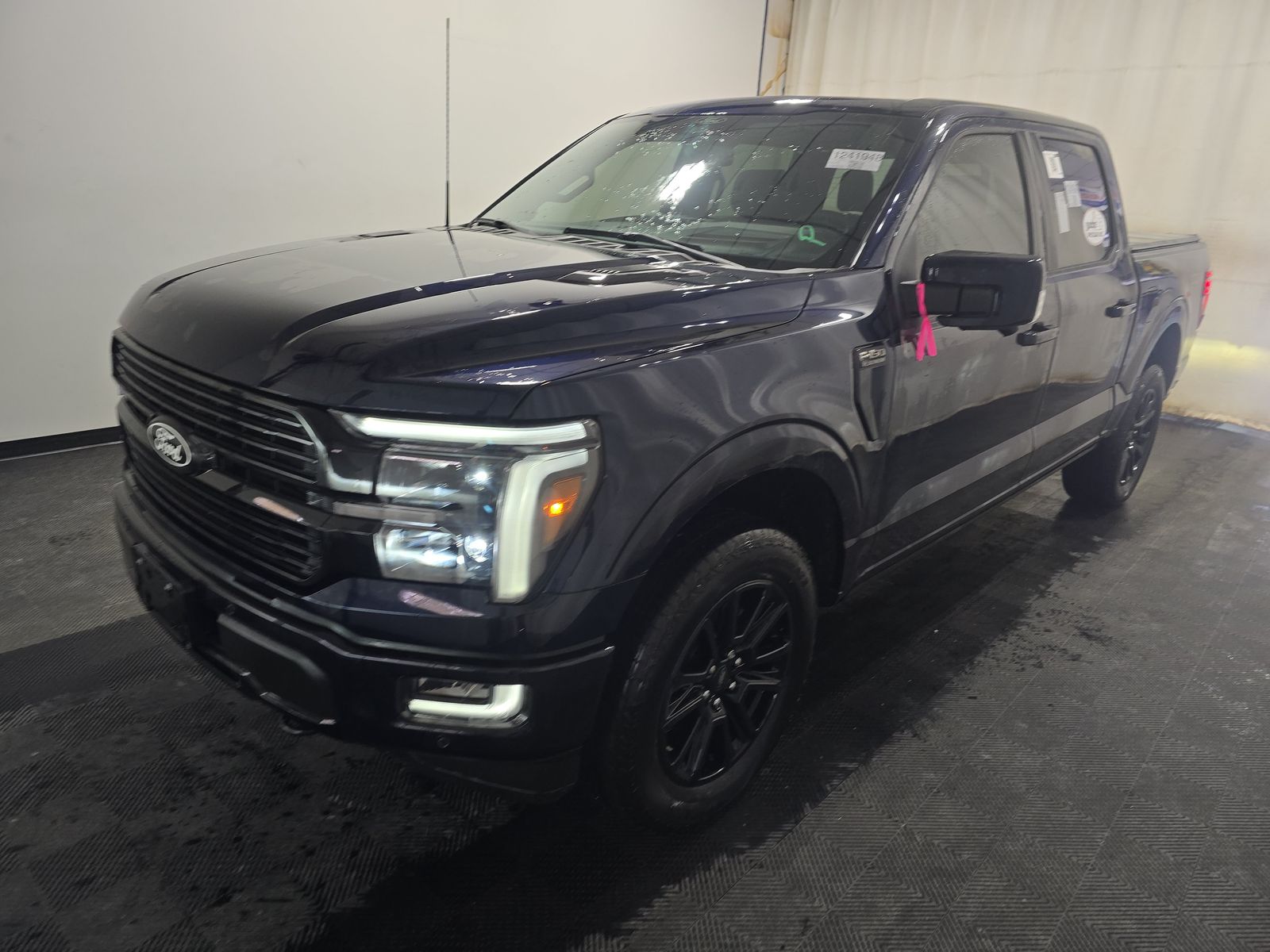 2025 Ford F-150 Platinum AWD