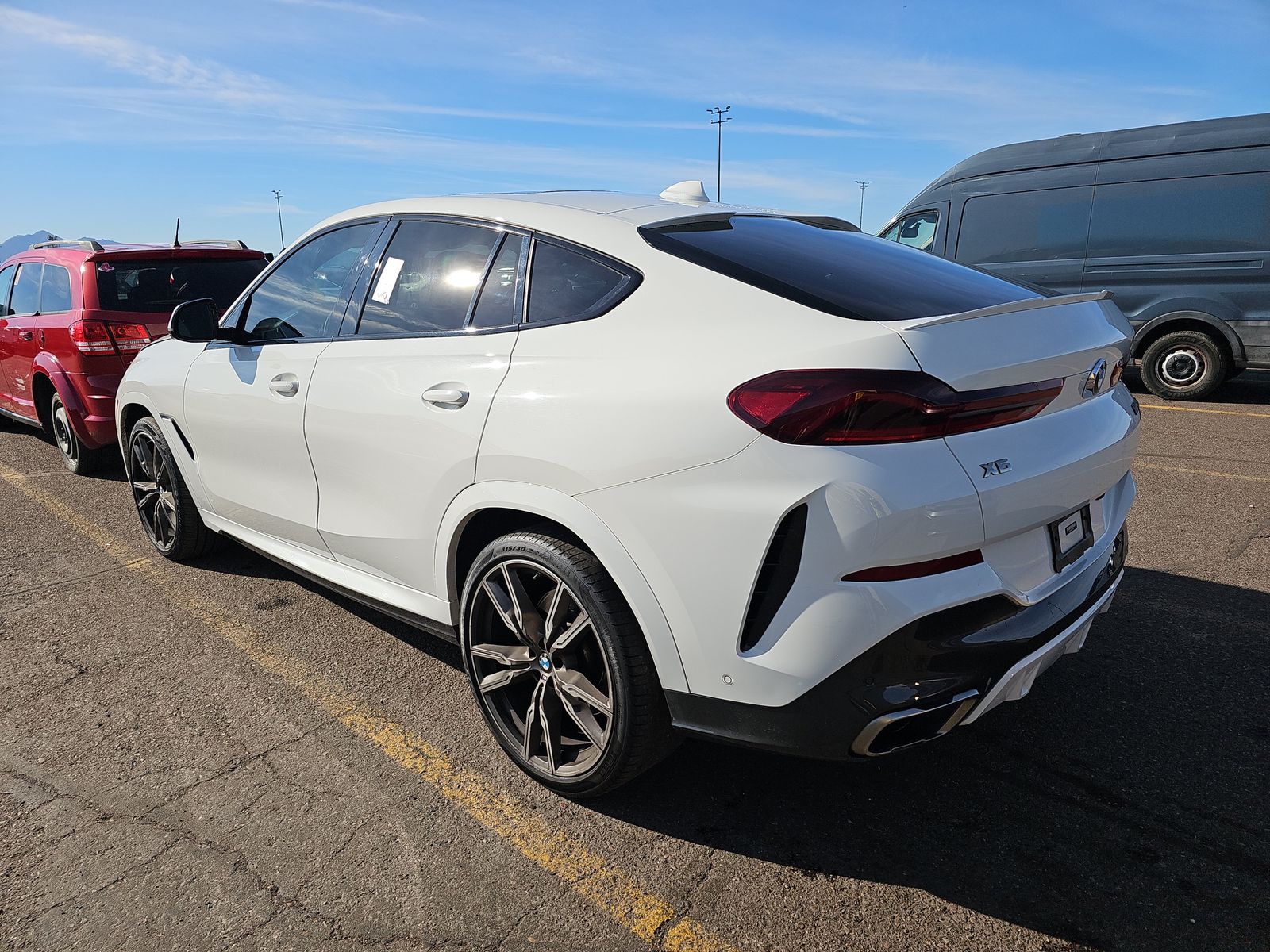 2021 BMW X6 M50i AWD
