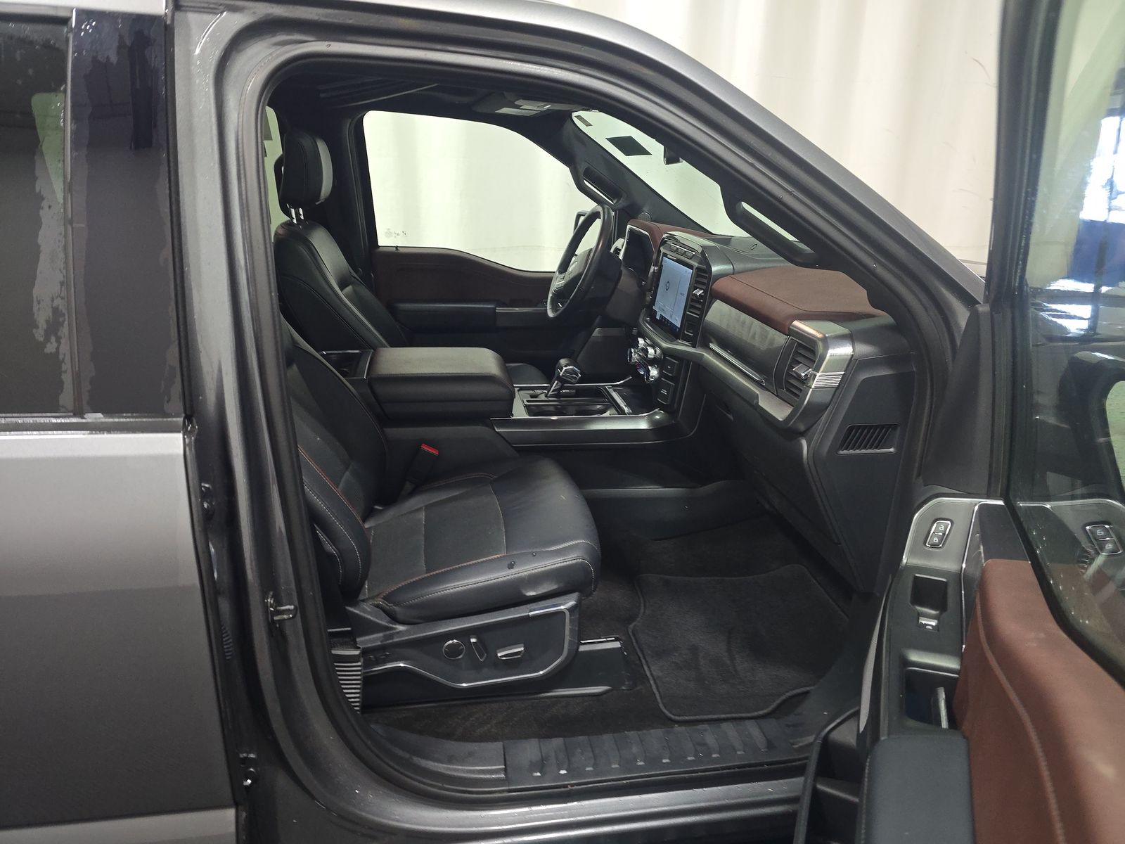 2022 Ford F-150 Lariat AWD