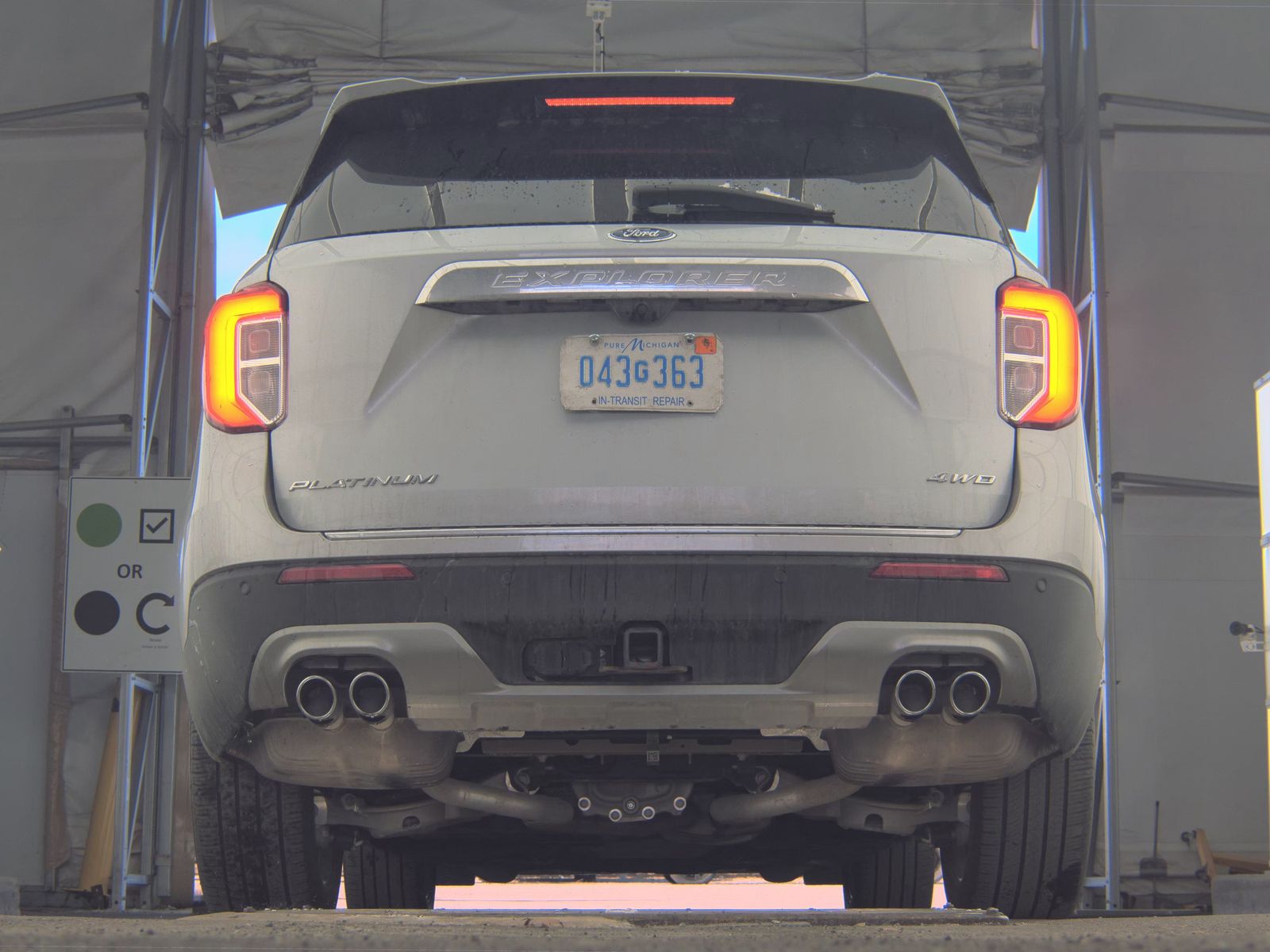 2023 Ford Explorer Platinum AWD