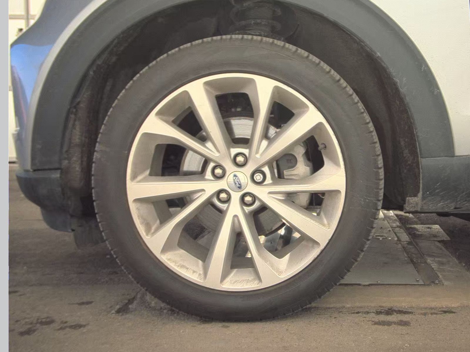 2023 Ford Explorer Platinum AWD