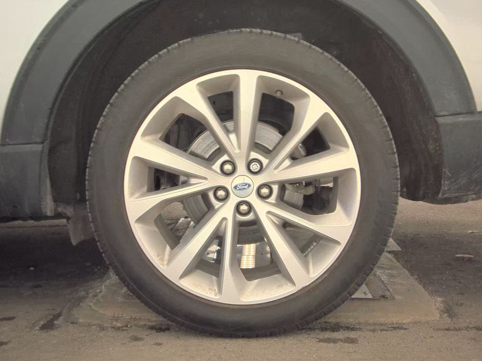 2023 Ford Explorer Platinum AWD