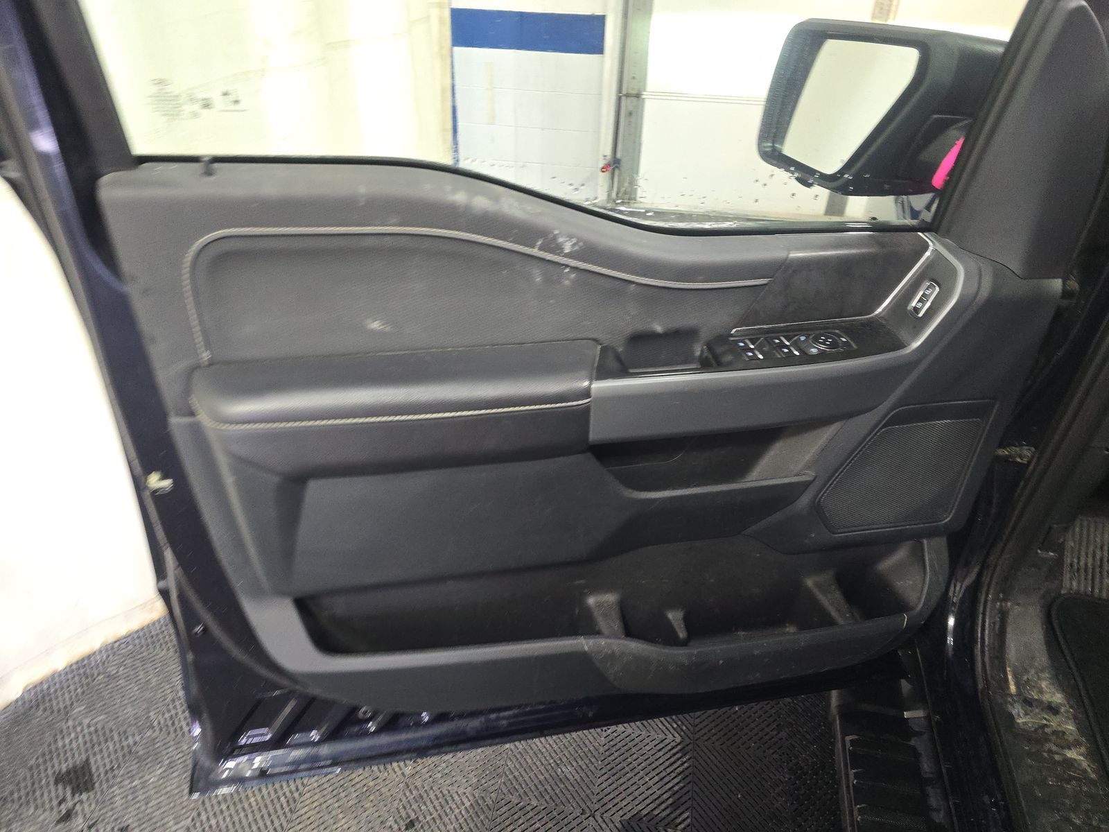 2025 Ford F-150 XLT AWD