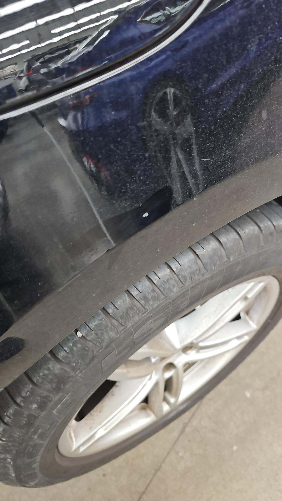 2023 Porsche Macan Base AWD