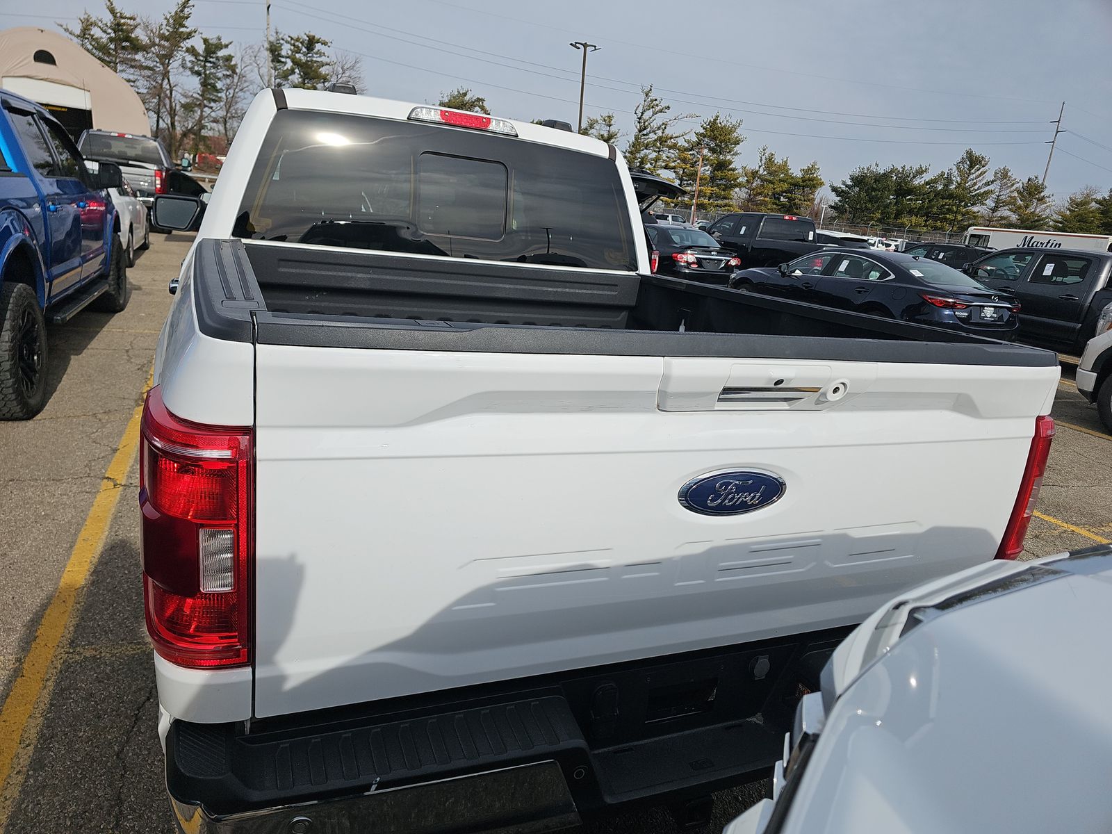 2023 Ford F-150 XLT AWD