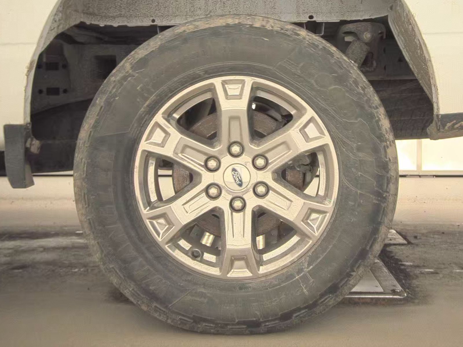 2023 Ford F-150 Lariat AWD