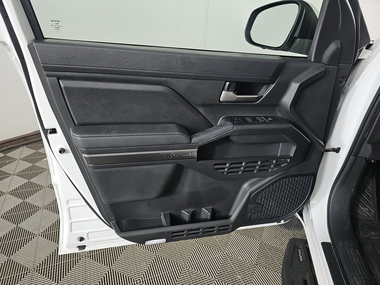 2024 Toyota Tacoma TRD Off-Road AWD