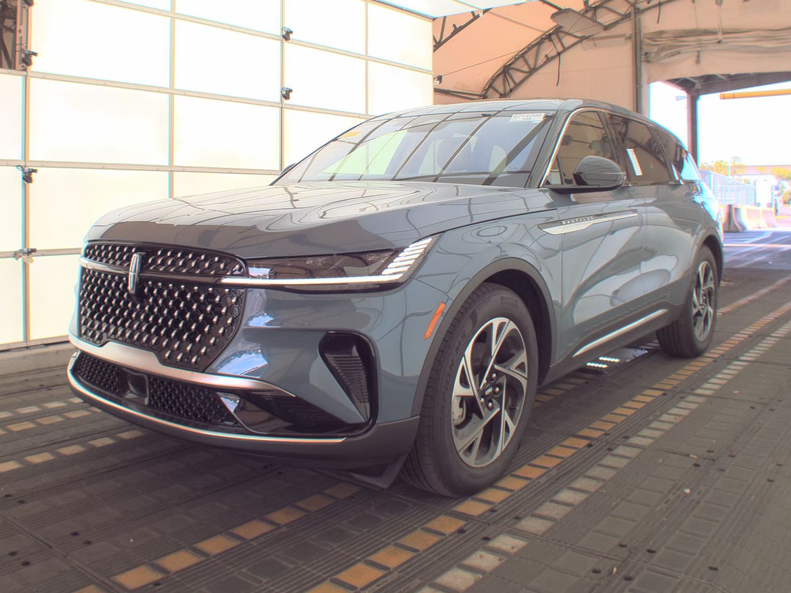 2025 Lincoln Nautilus Premiere AWD