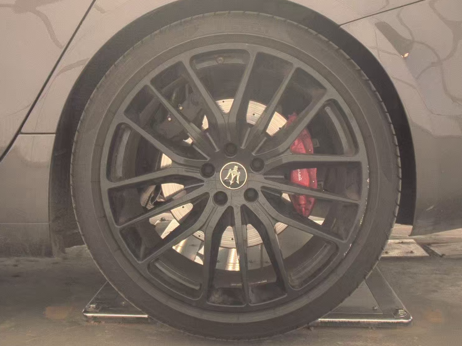 2023 Maserati Ghibli Modena FWD