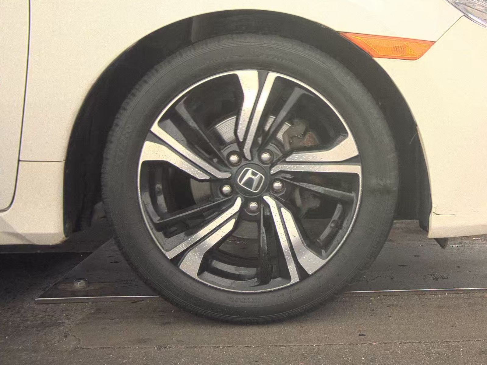 2018 Honda Civic Touring FWD