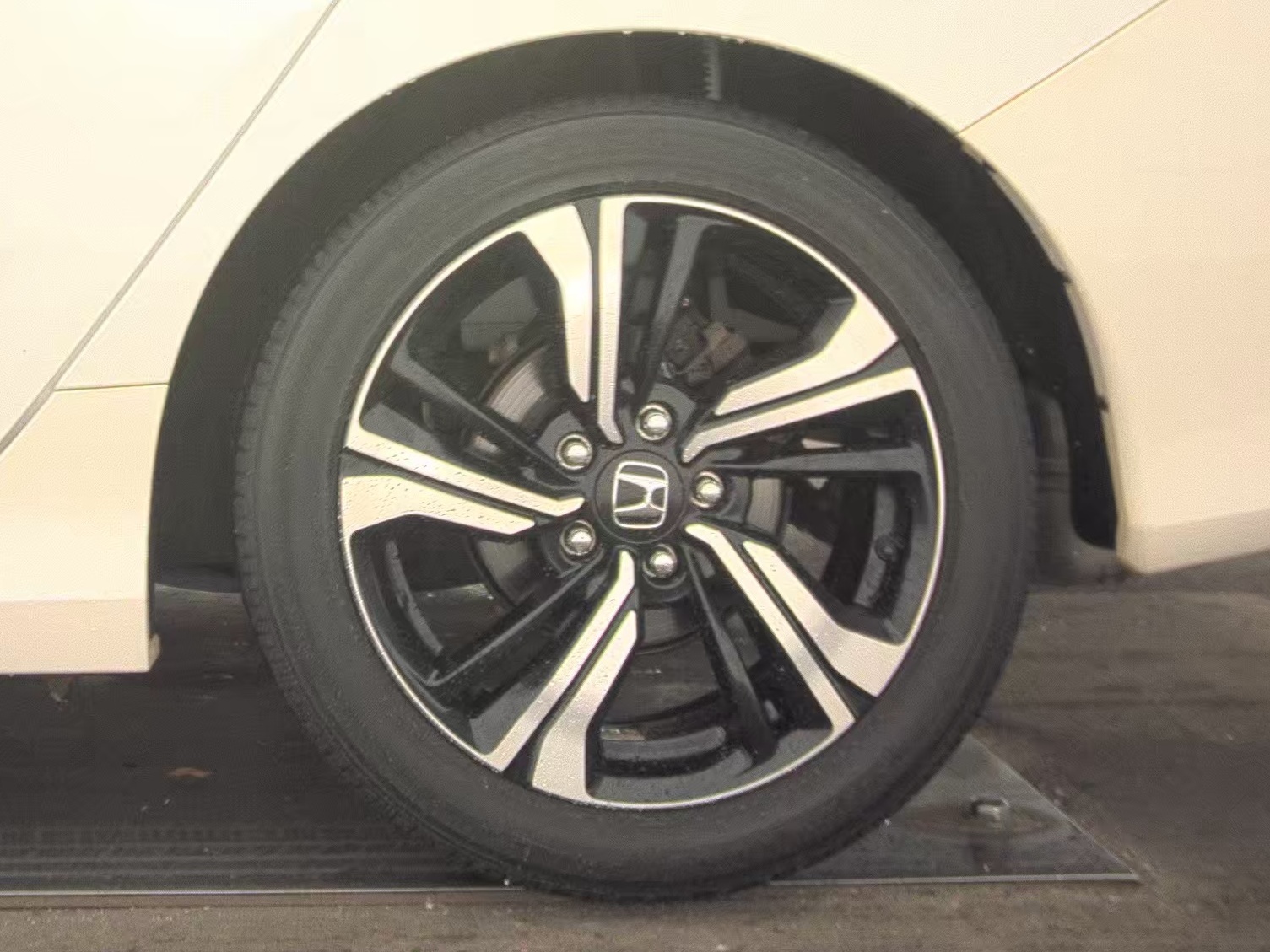 2018 Honda Civic Touring FWD