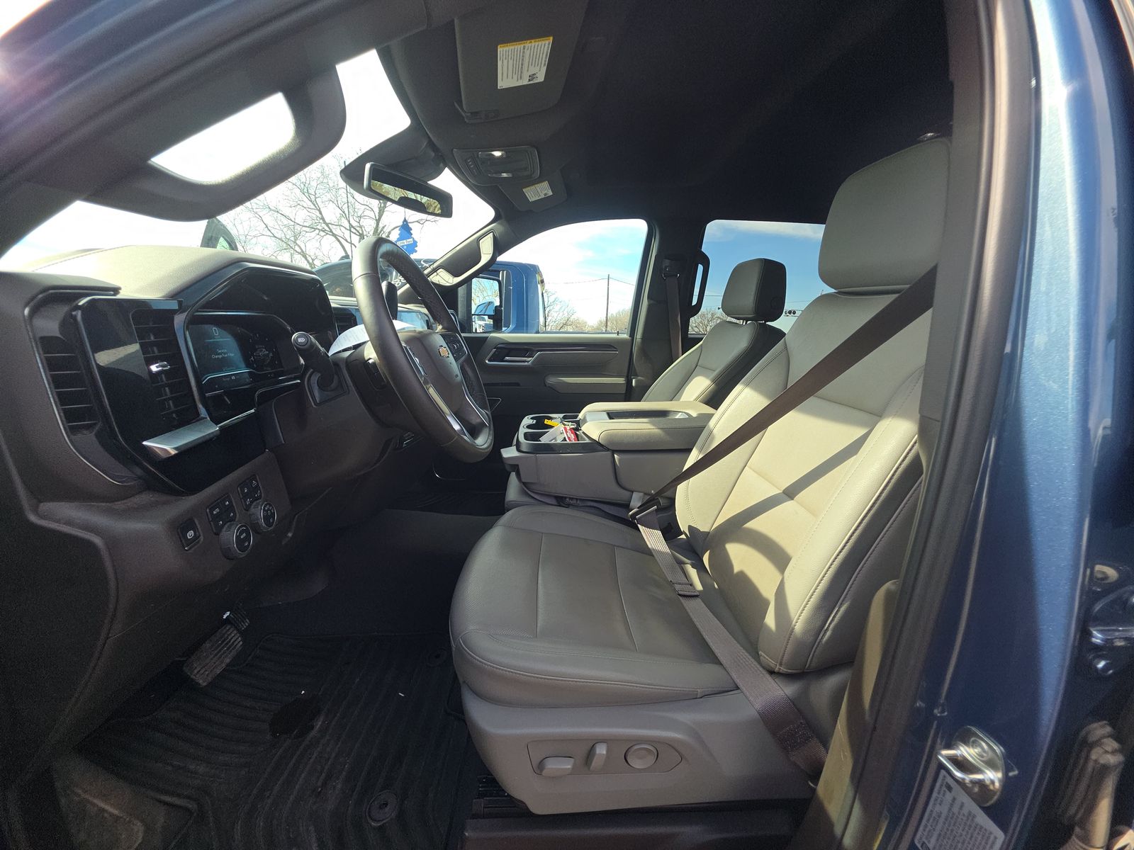 2025 Chevrolet Silverado 3500HD LTZ AWD