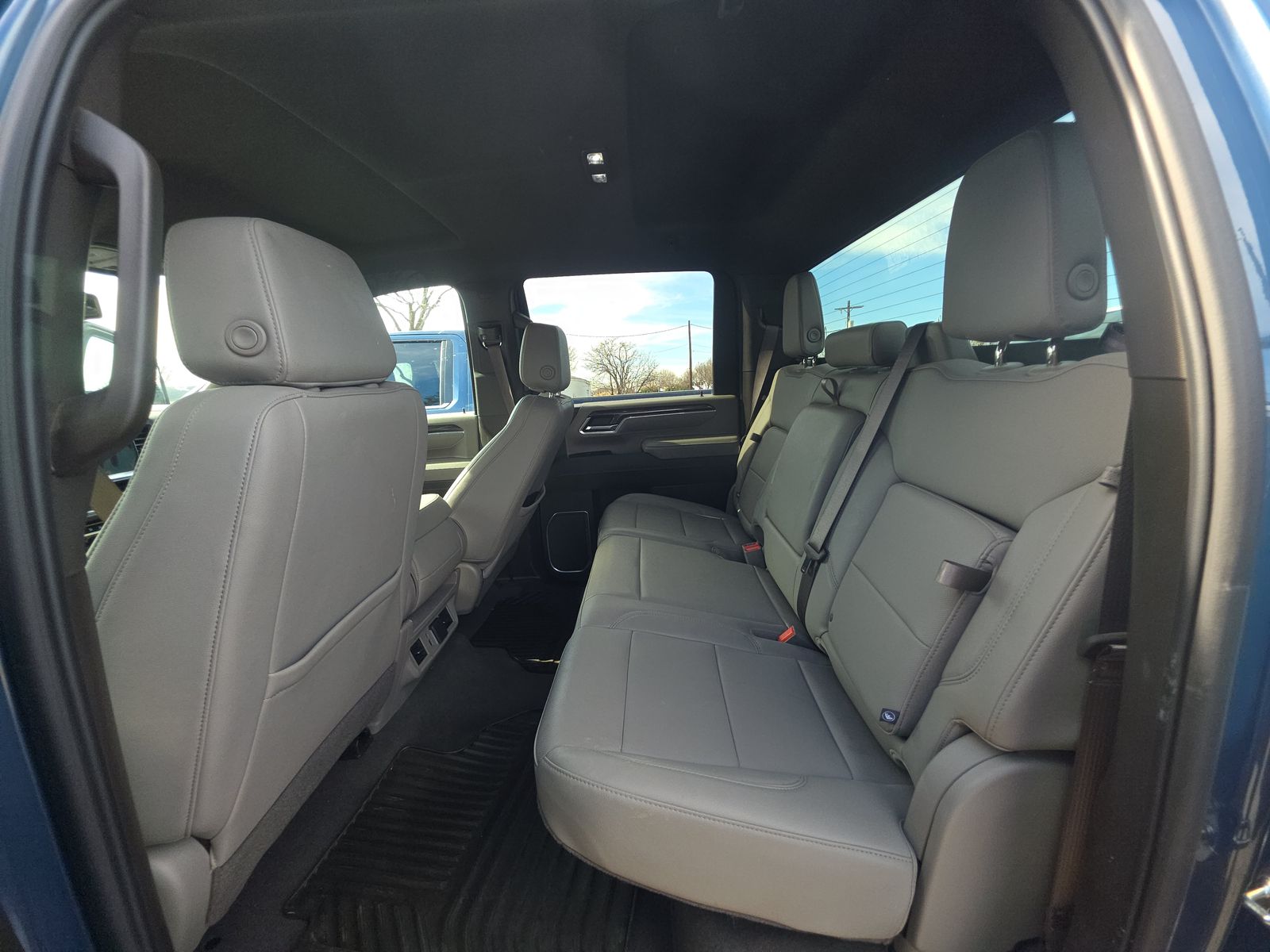 2025 Chevrolet Silverado 3500HD LTZ AWD