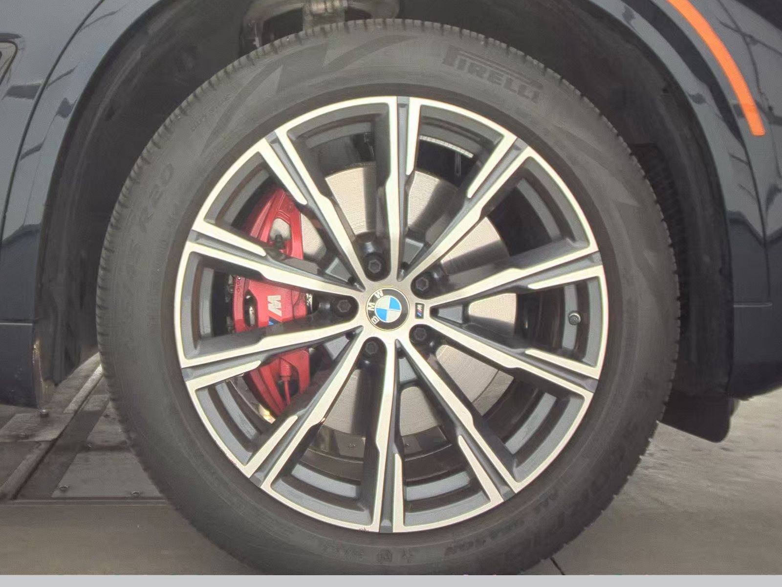 2023 BMW X5 xDrive40i AWD