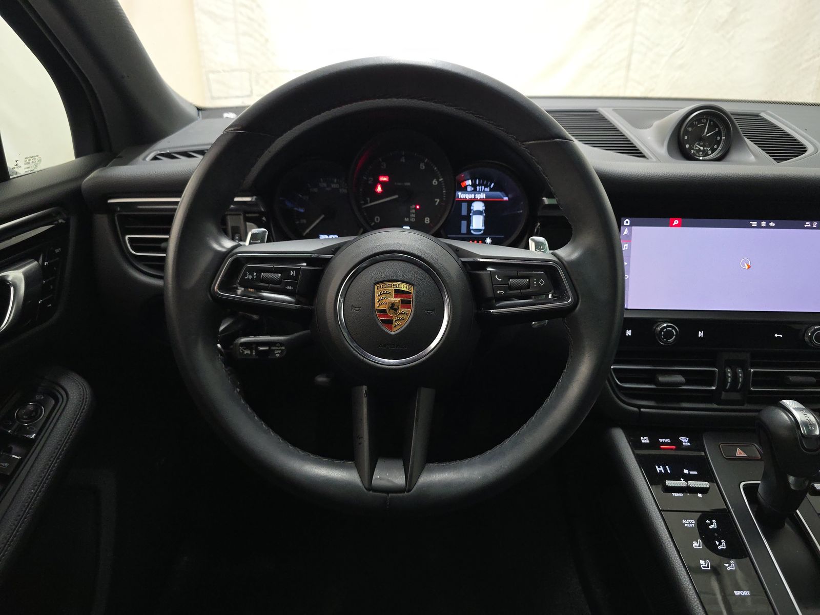 2023 Porsche Macan Base AWD