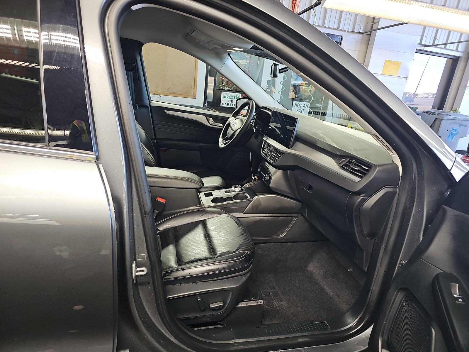 2025 Ford Escape Hybrid Platinum AWD