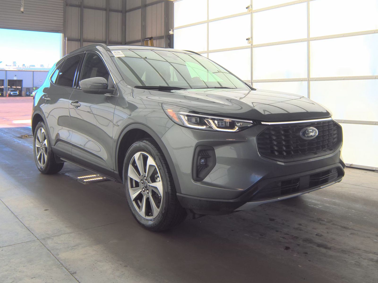 2025 Ford Escape Hybrid Platinum AWD