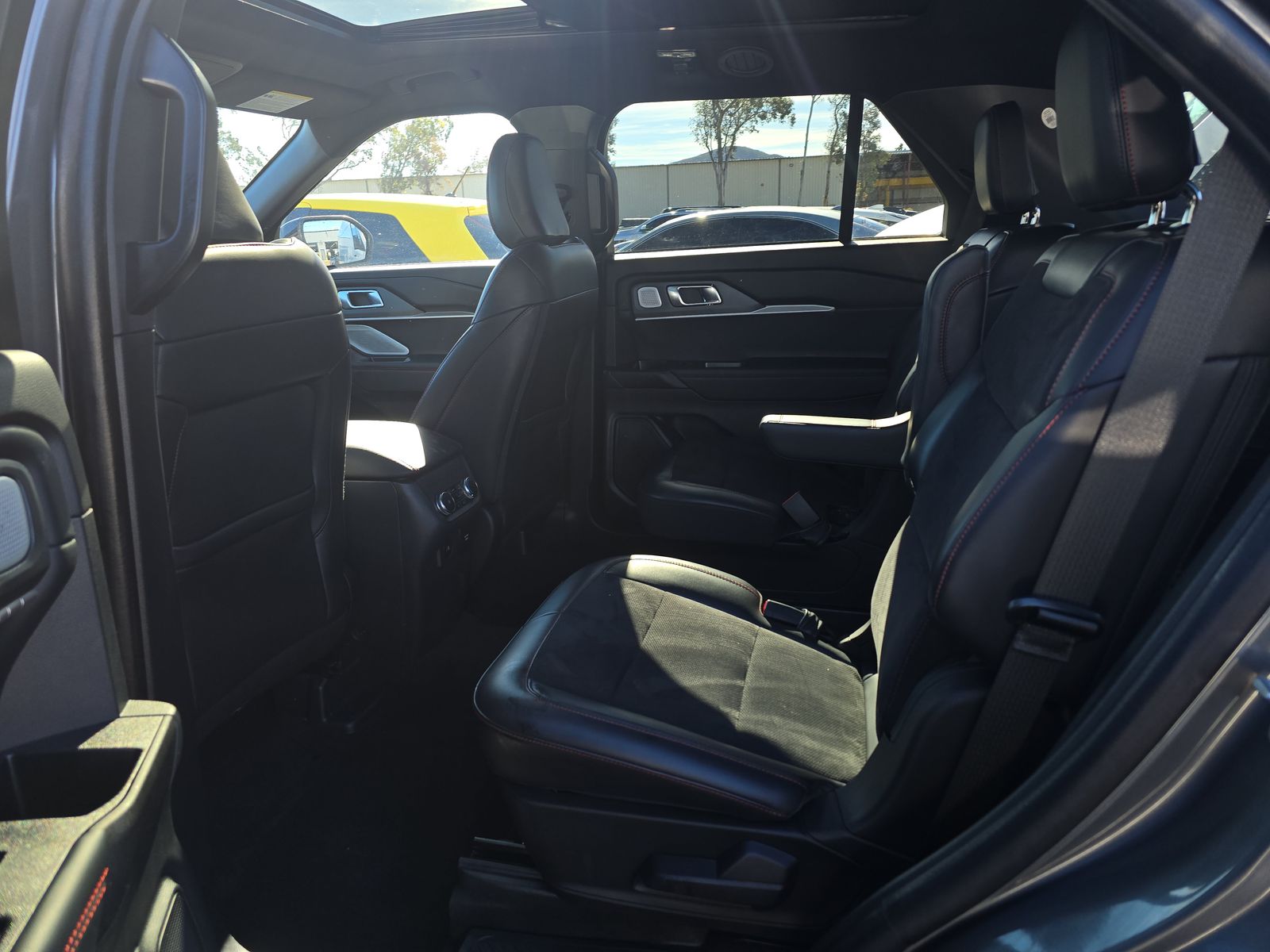 2025 Ford Explorer ST AWD