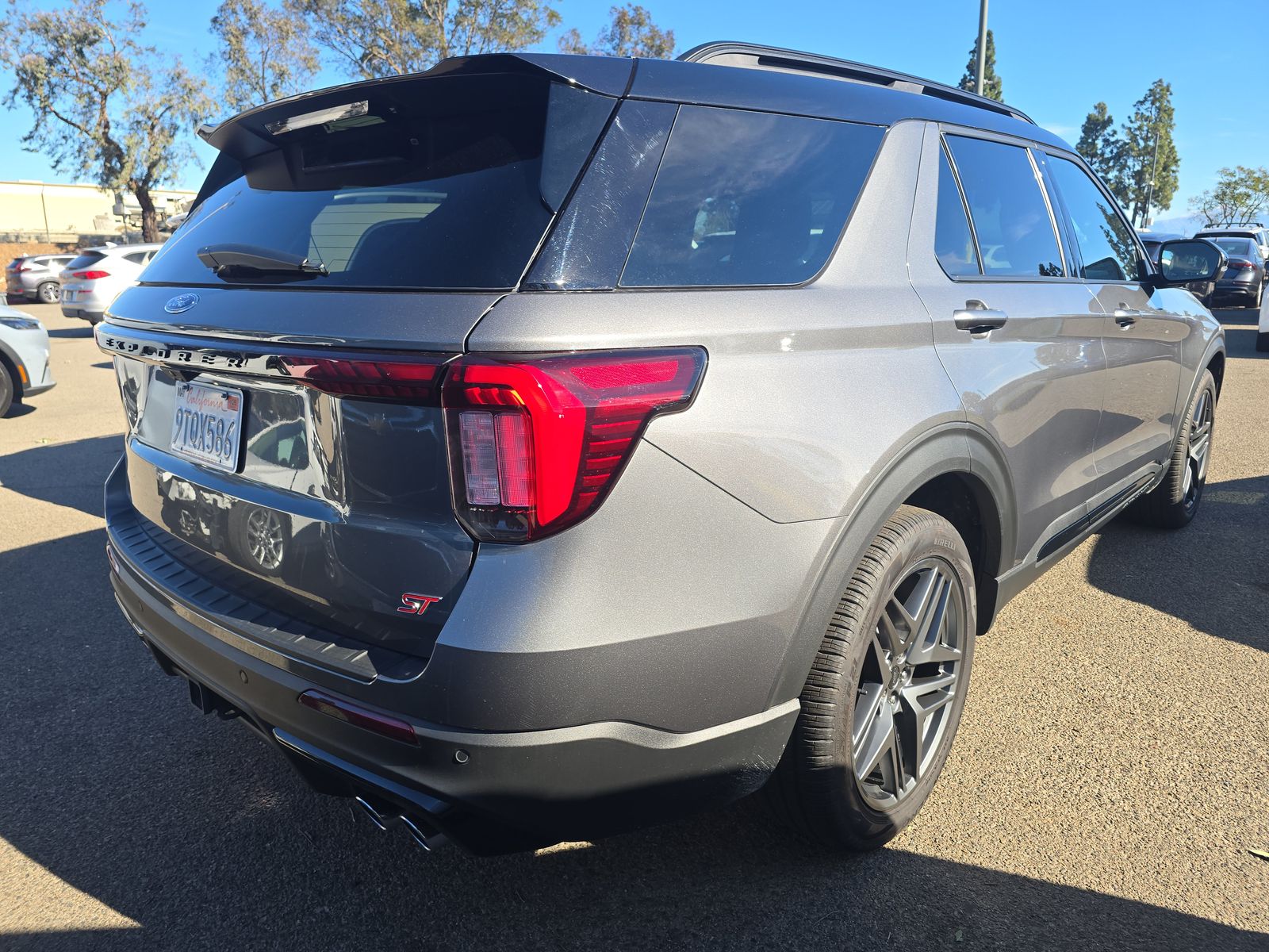 2025 Ford Explorer ST AWD