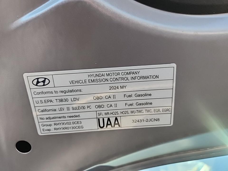 2024 Hyundai Elantra SEL FWD