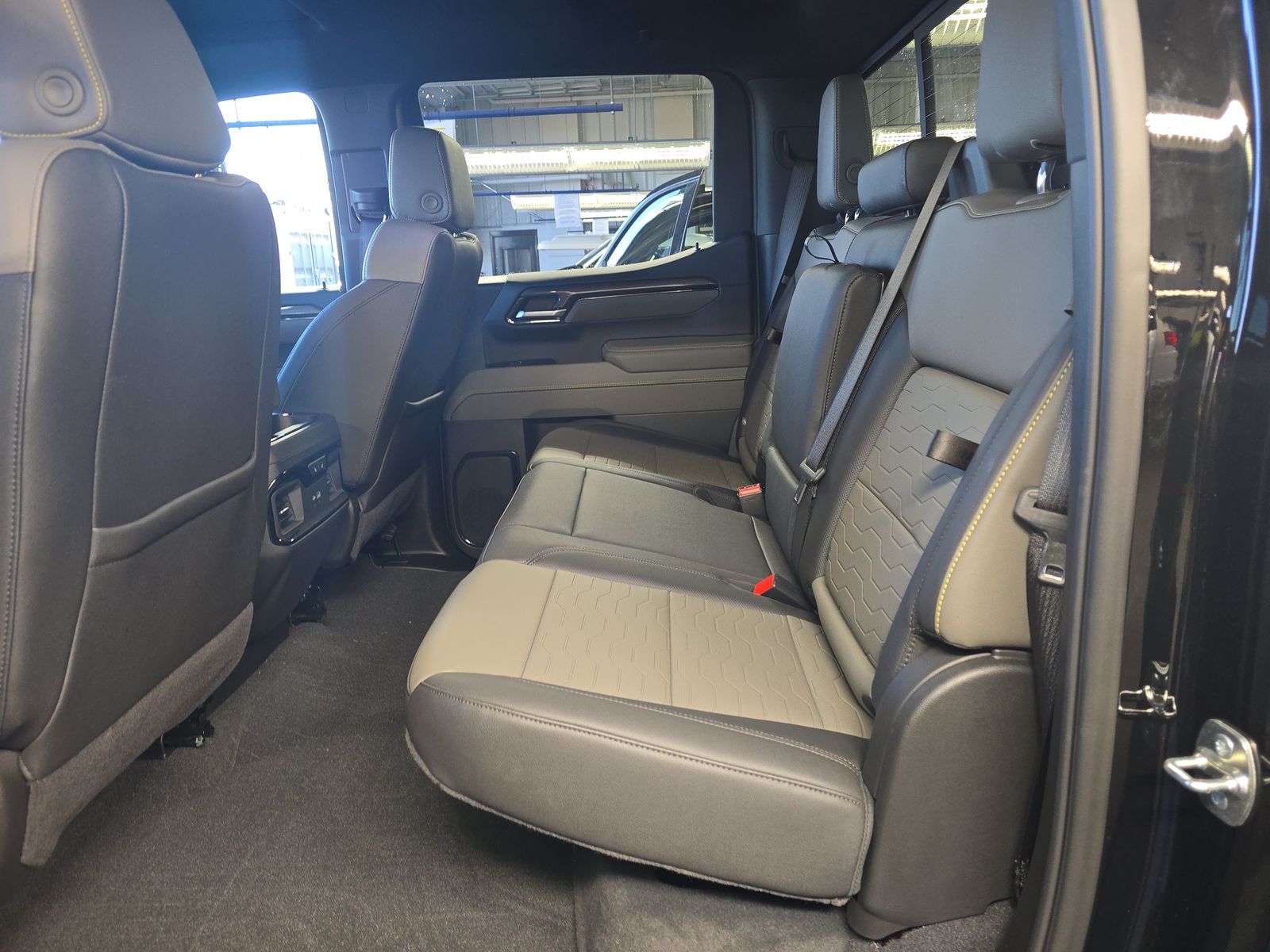 2025 Chevrolet Silverado 1500 ZR2 AWD