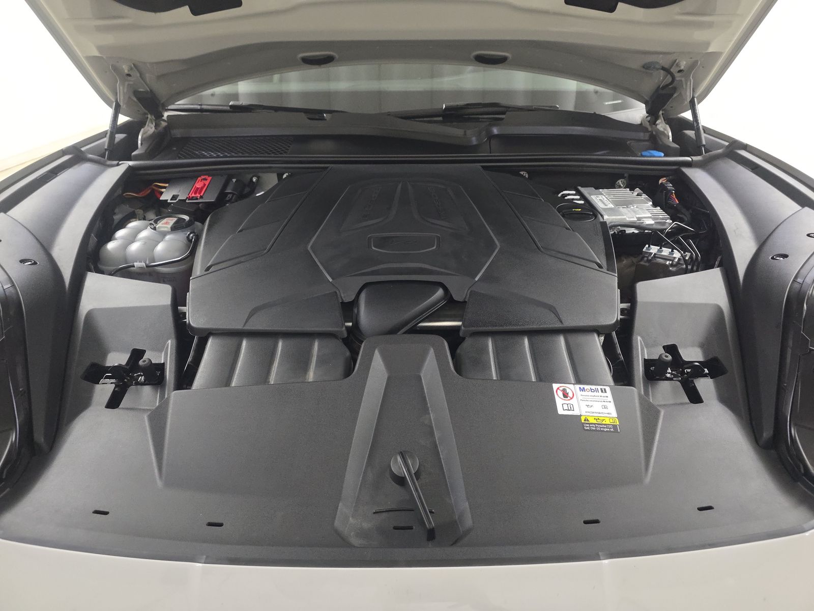 2024 Porsche Cayenne Base AWD