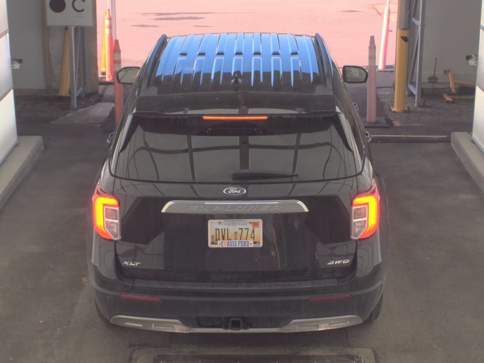 2023 Ford Explorer XLT AWD