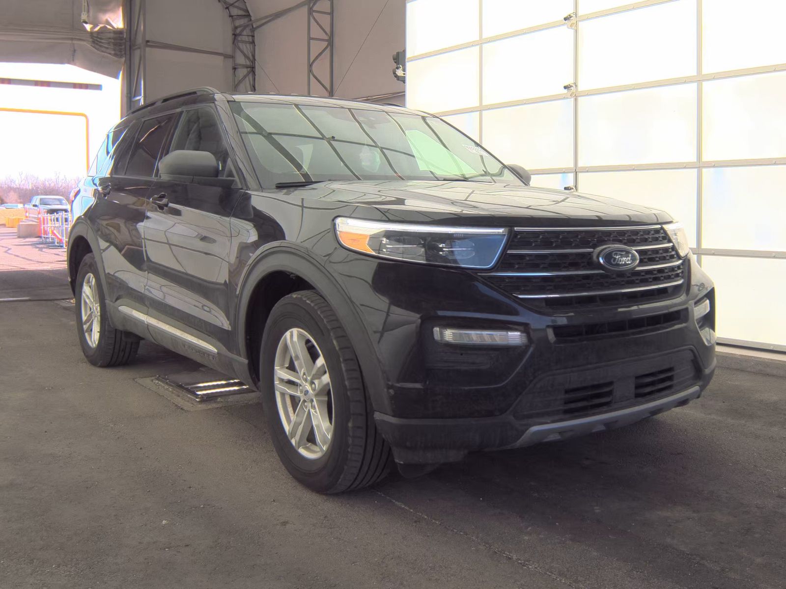 2023 Ford Explorer XLT AWD