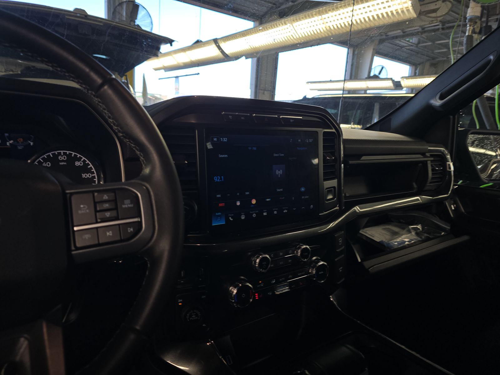 2023 Ford F-150 Hybrid XLT AWD