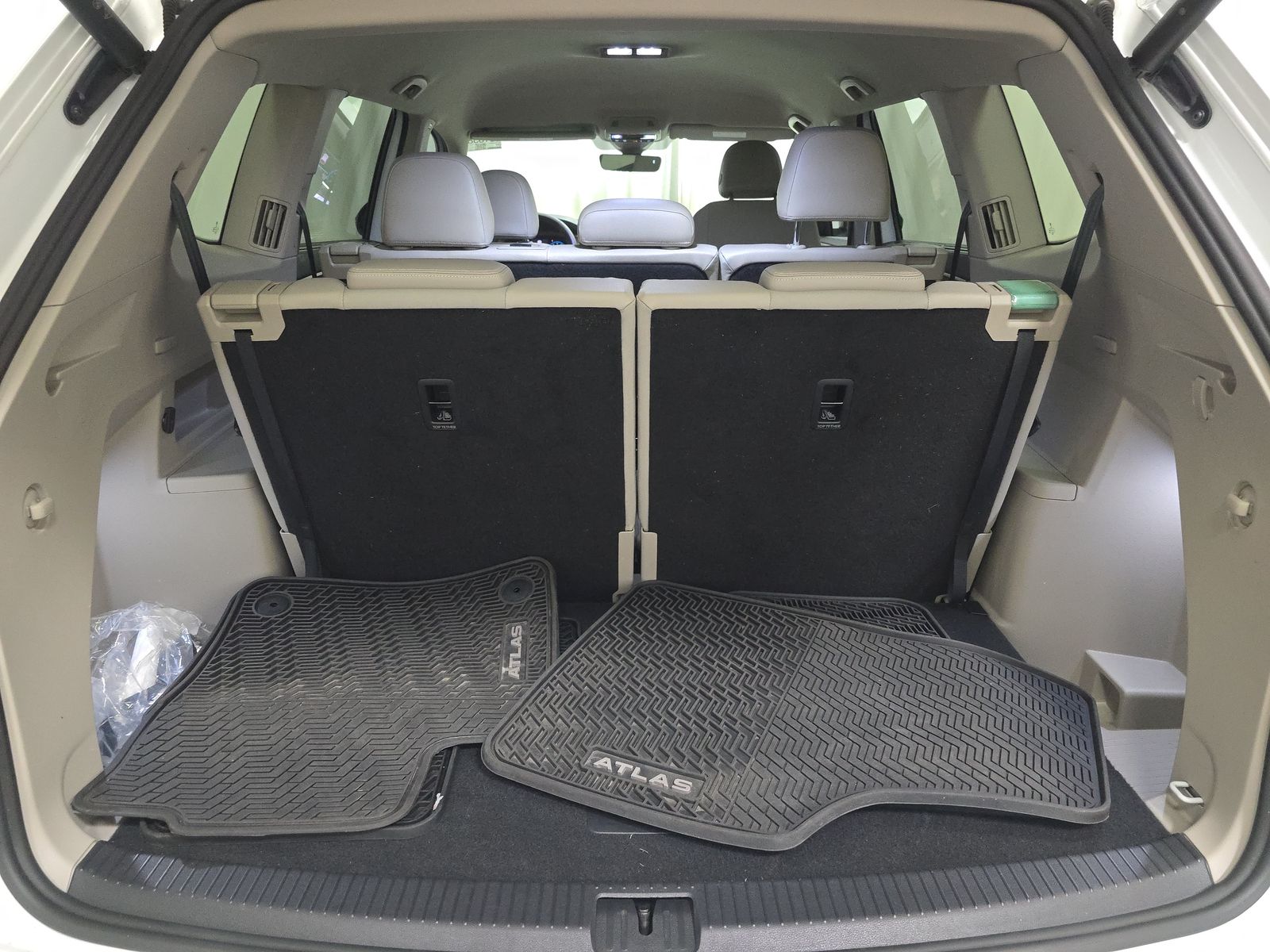 2024 Volkswagen Atlas 2.0T SE FWD