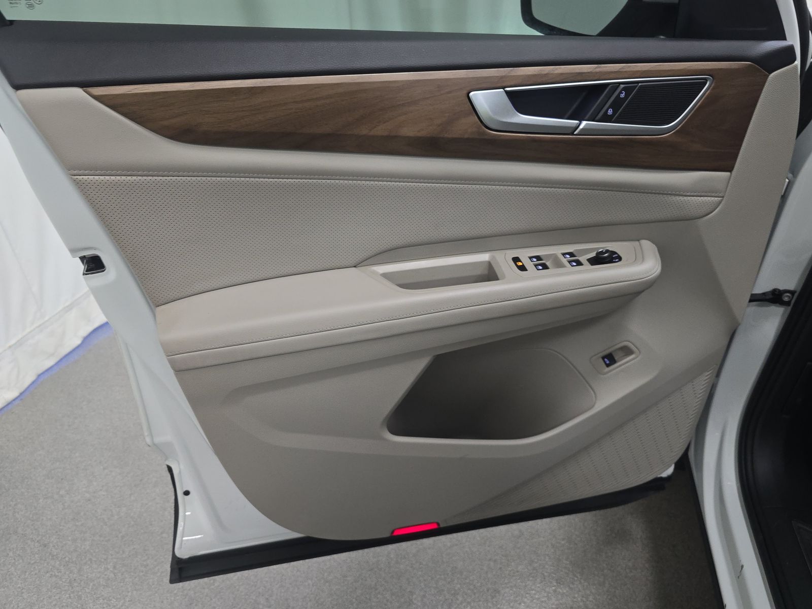 2024 Volkswagen Atlas 2.0T SE FWD