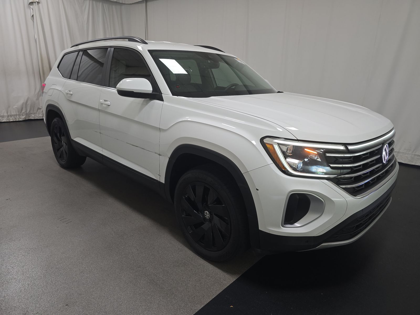 2024 Volkswagen Atlas 2.0T SE FWD