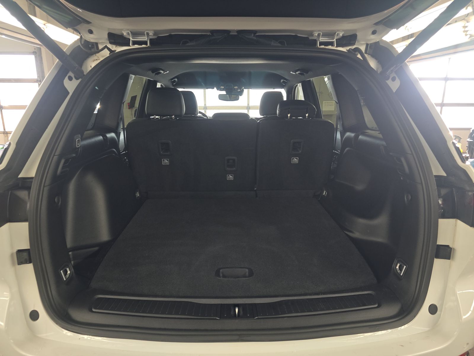 2024 Jeep Grand Cherokee Altitude AWD