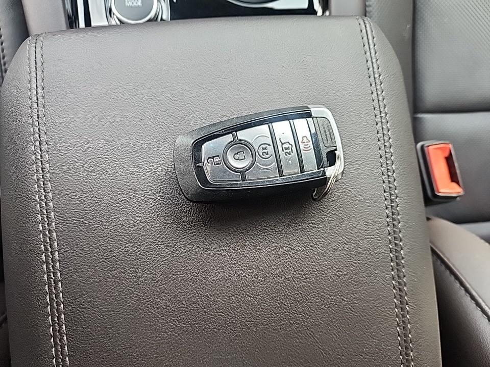 2025 Ford Explorer Platinum AWD