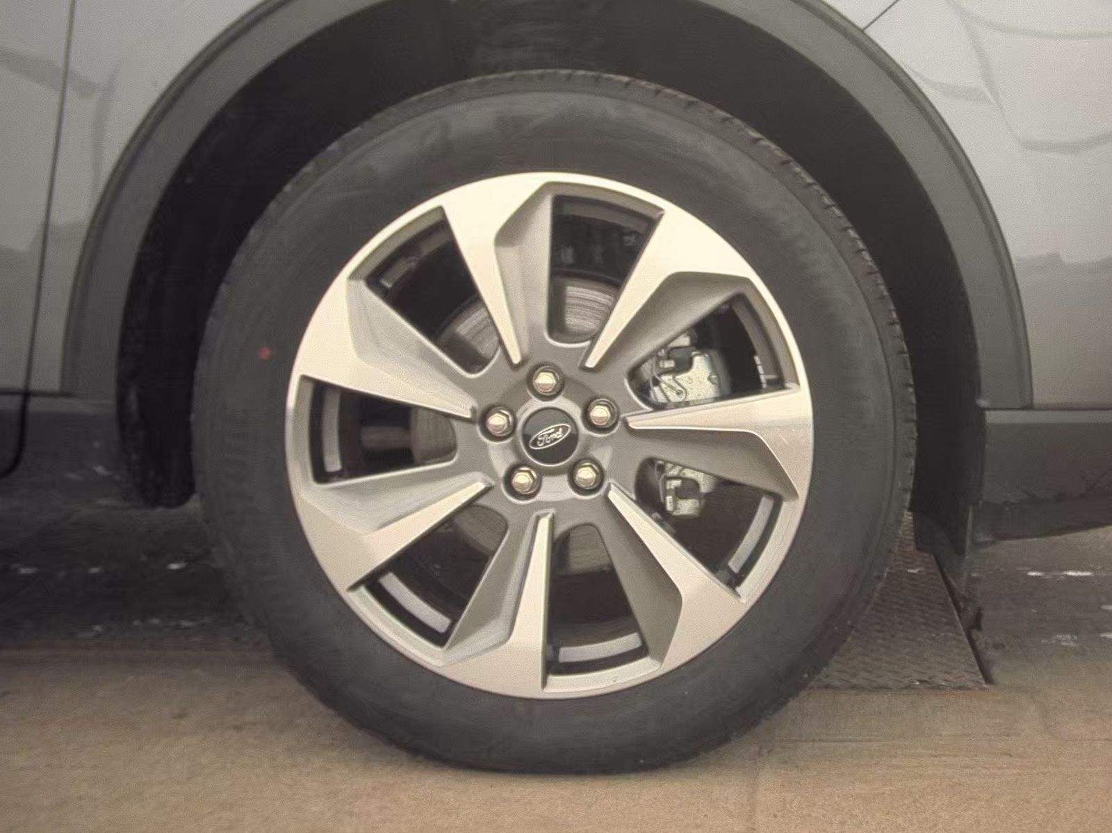 2025 Ford Escape Hybrid Platinum AWD