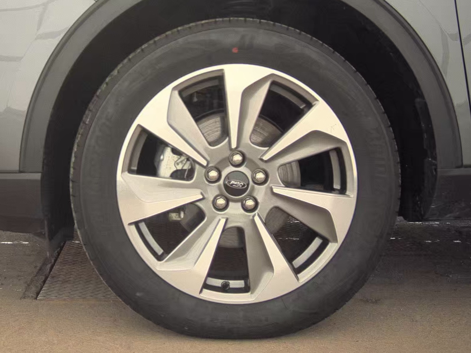 2025 Ford Escape Hybrid Platinum AWD