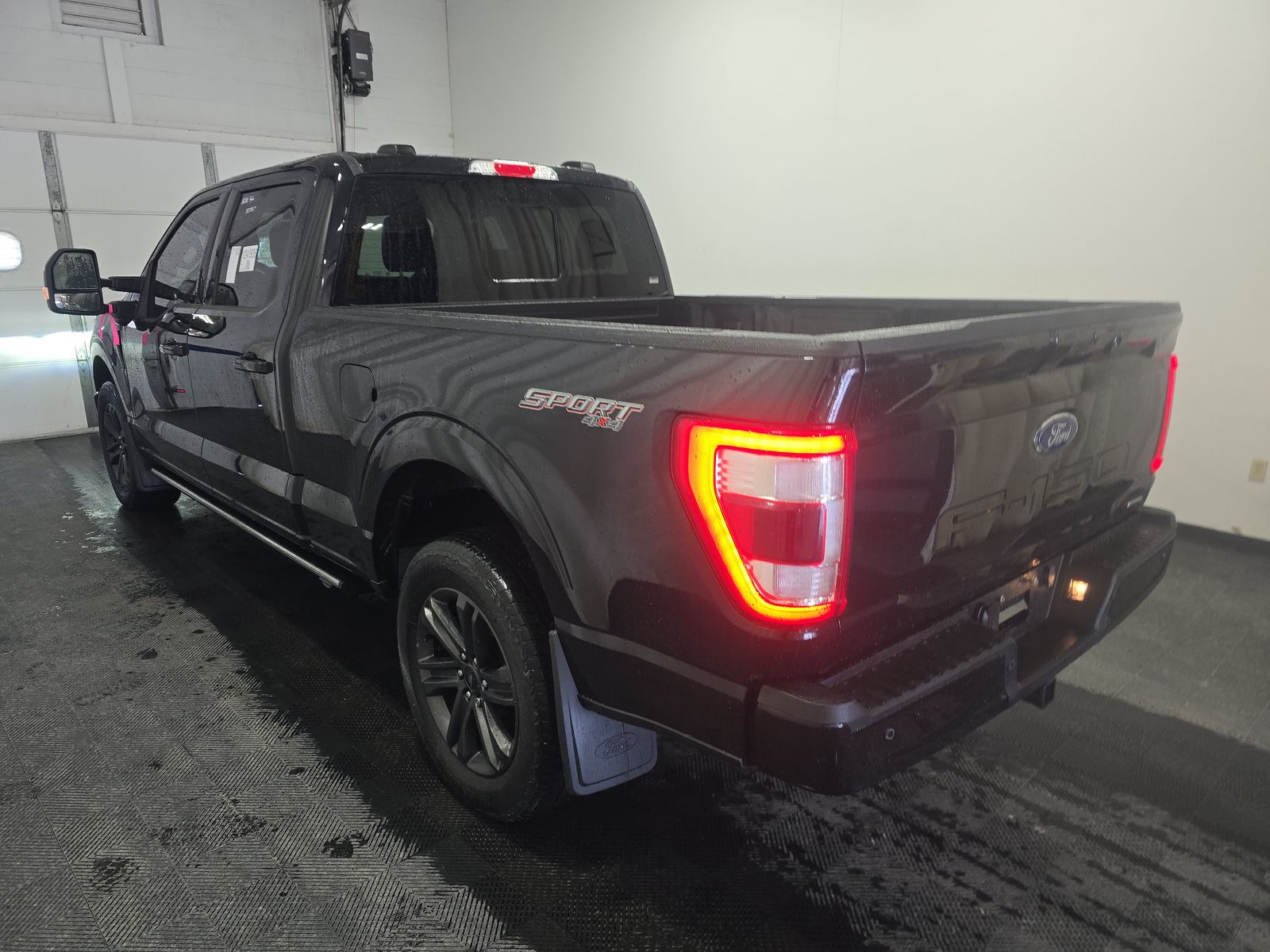 2023 Ford F-150 Lariat AWD